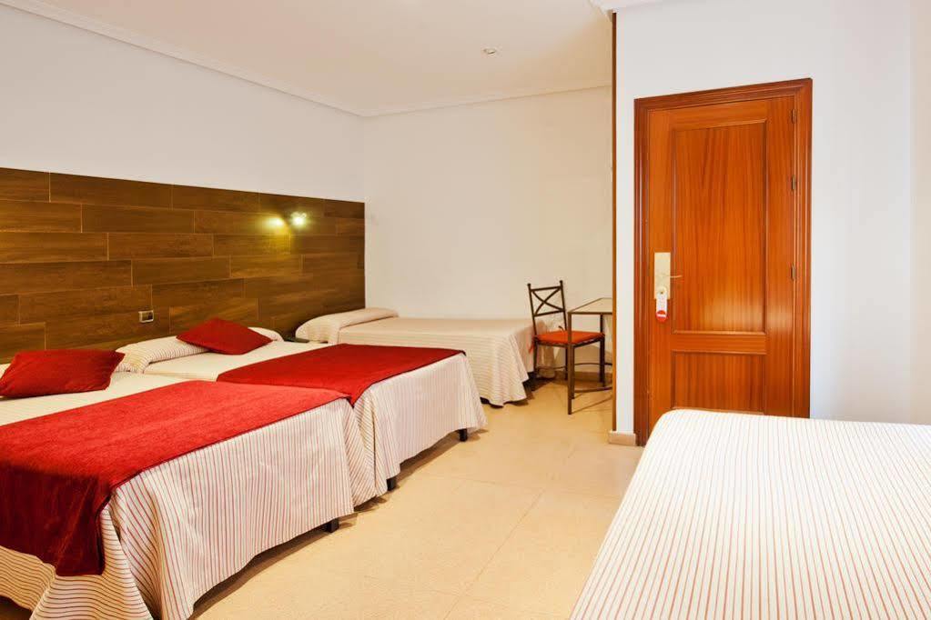 Hostal Sol Toledo Exterior foto